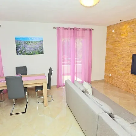 Zastupac 8761d Apartament